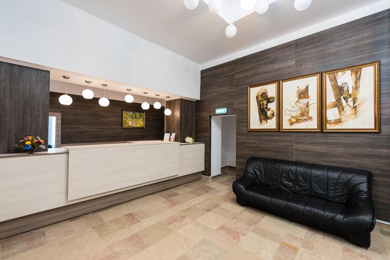 Hotel Parc Băile Govora Kültér fotó
